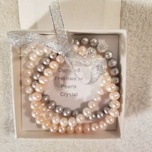 Women's 3-strand freshwater pearl bracelet NWT